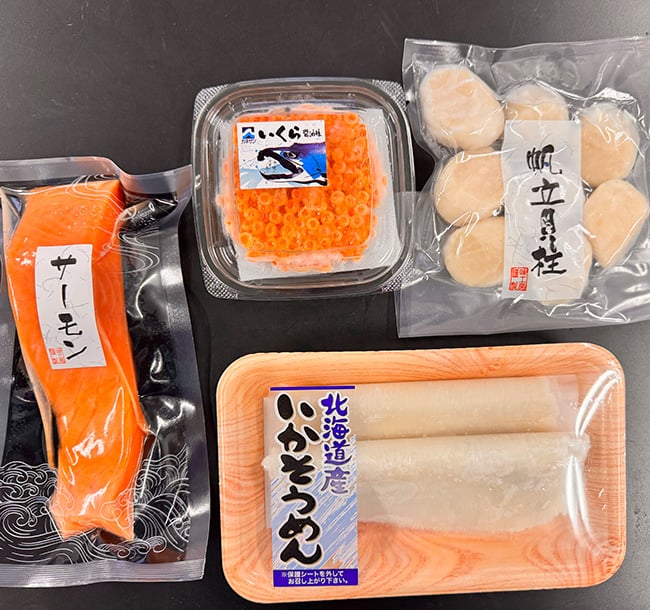 いくらとお刺身セット